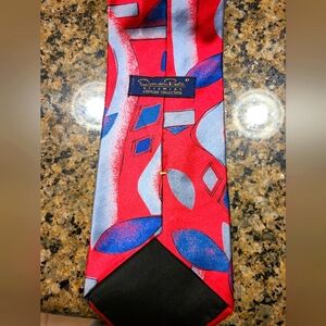 Oscar De La Renta Red Tie
